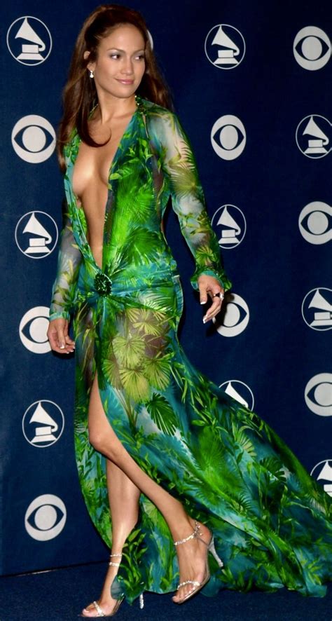 versace jennifer lopez 2000|jennifer lopez green dress photos.